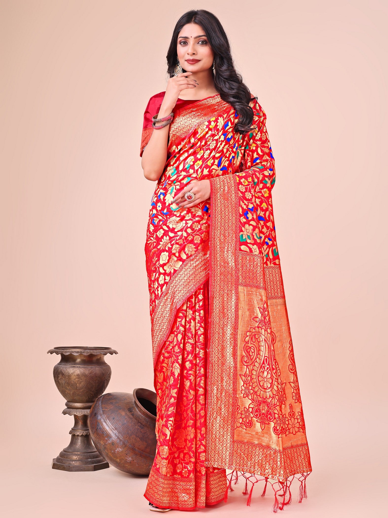 Red Lichi Silk Woven Designer Girlie Partywear Saree