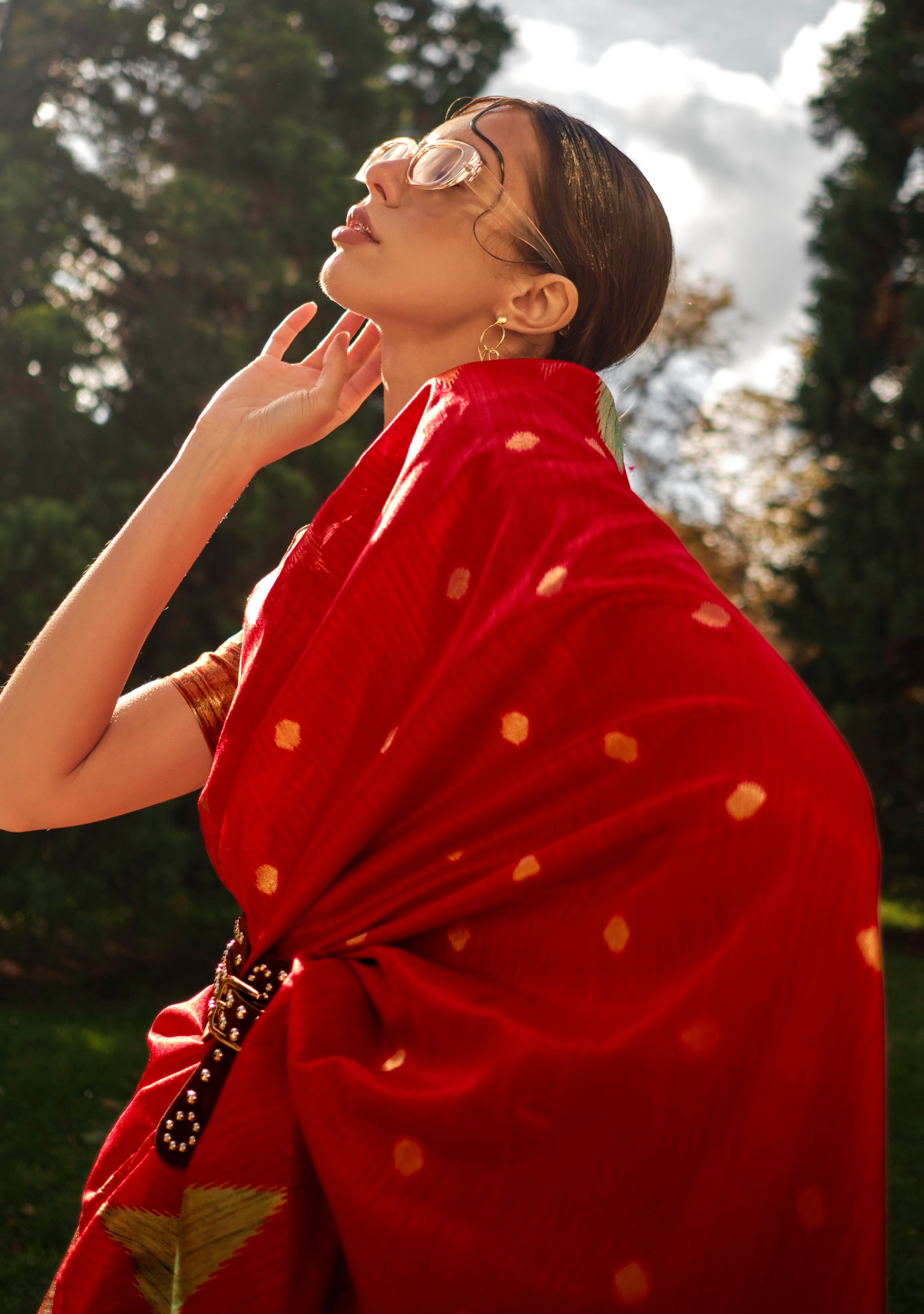 Red Silk Saree With Jacquard Woven