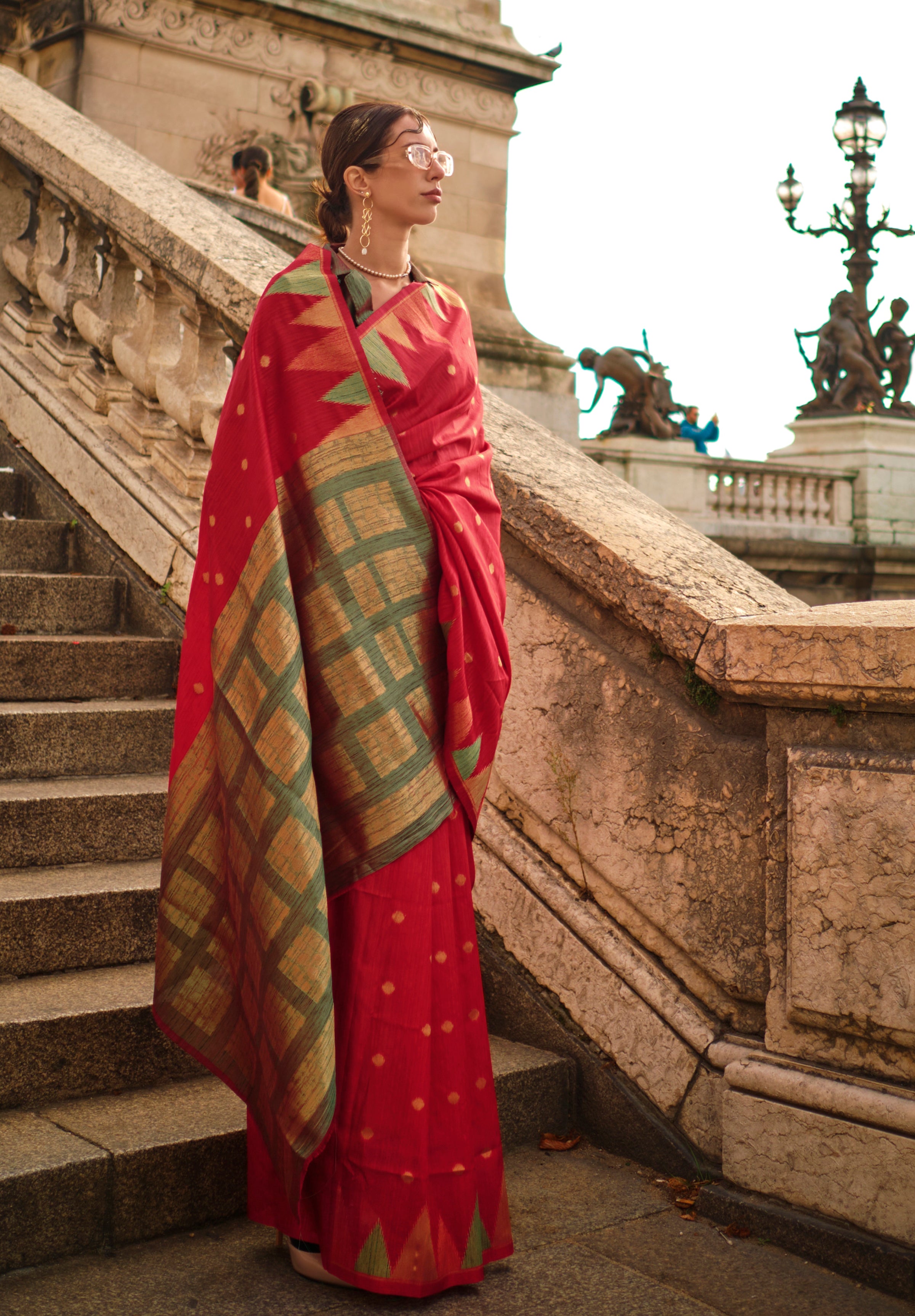 Red Silk Saree With Jacquard Woven