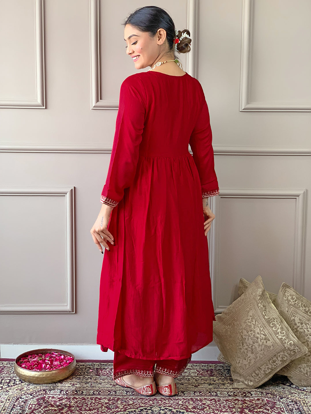 Red Vichitra Silk Elegant Kurta Pant Set With Embroidery Work