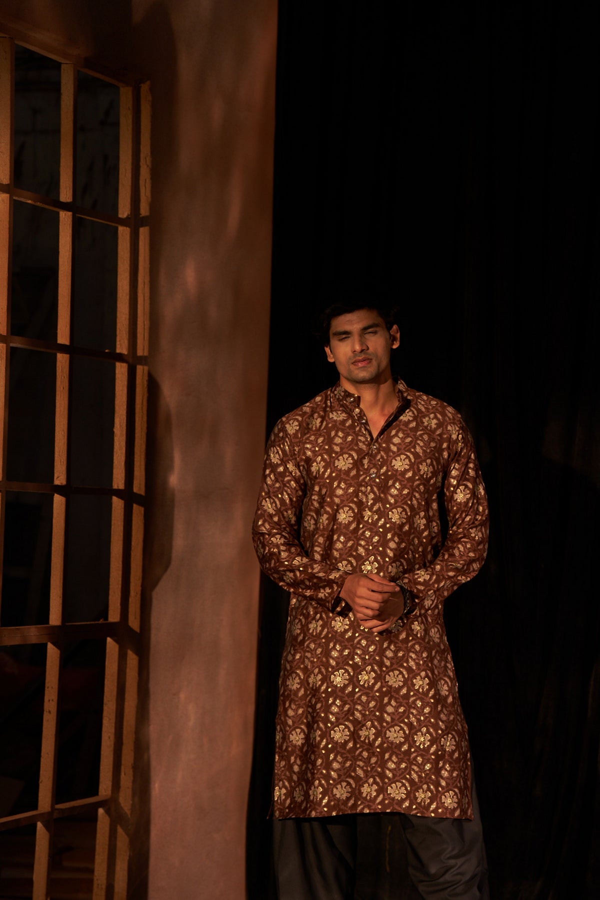 Rich Looks Brown Kurta Payjama with Designer Print – Elegant Everyday Ethnicwear