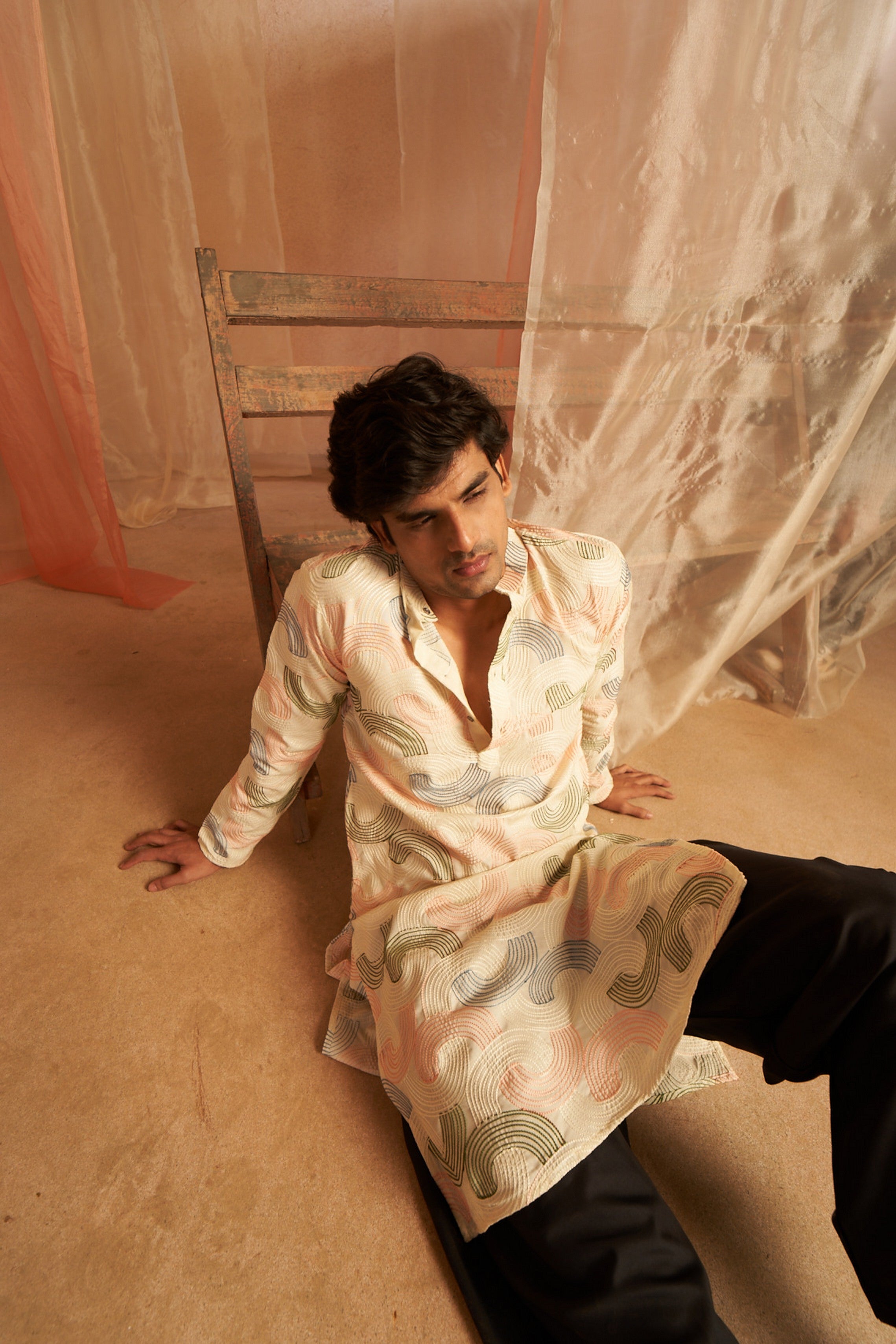 Rich Looks Cream Kurta Payjama with Embroidery – Subtle and Classy