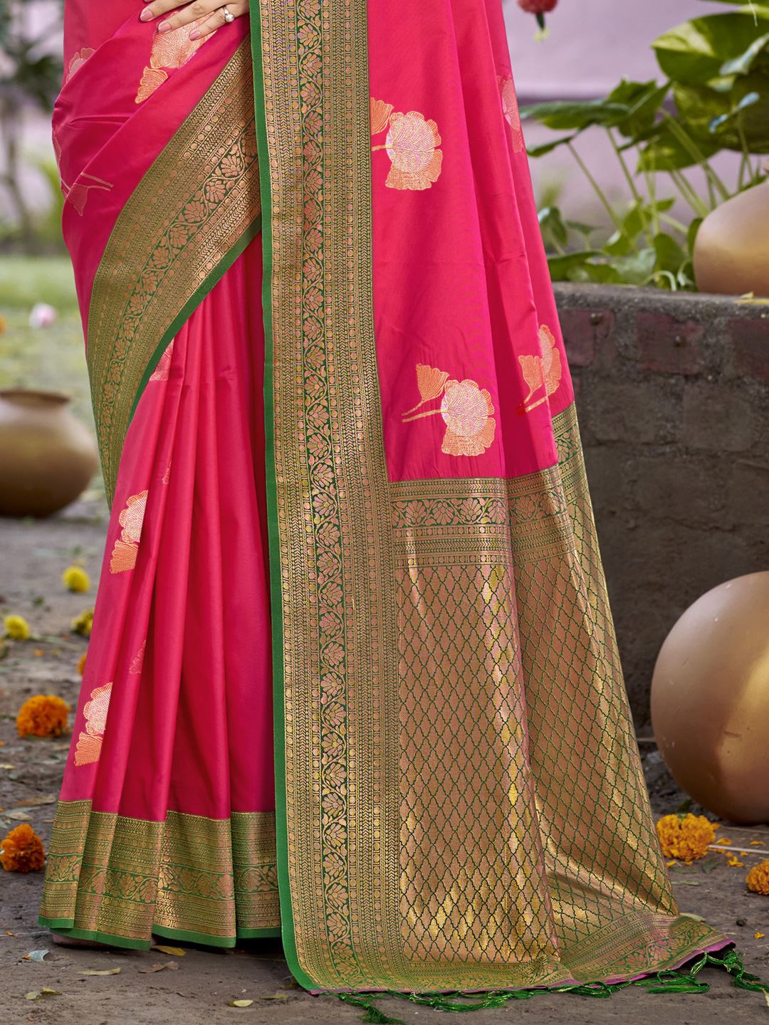 Salmon Pink Color Silk Weaving Classic Saree