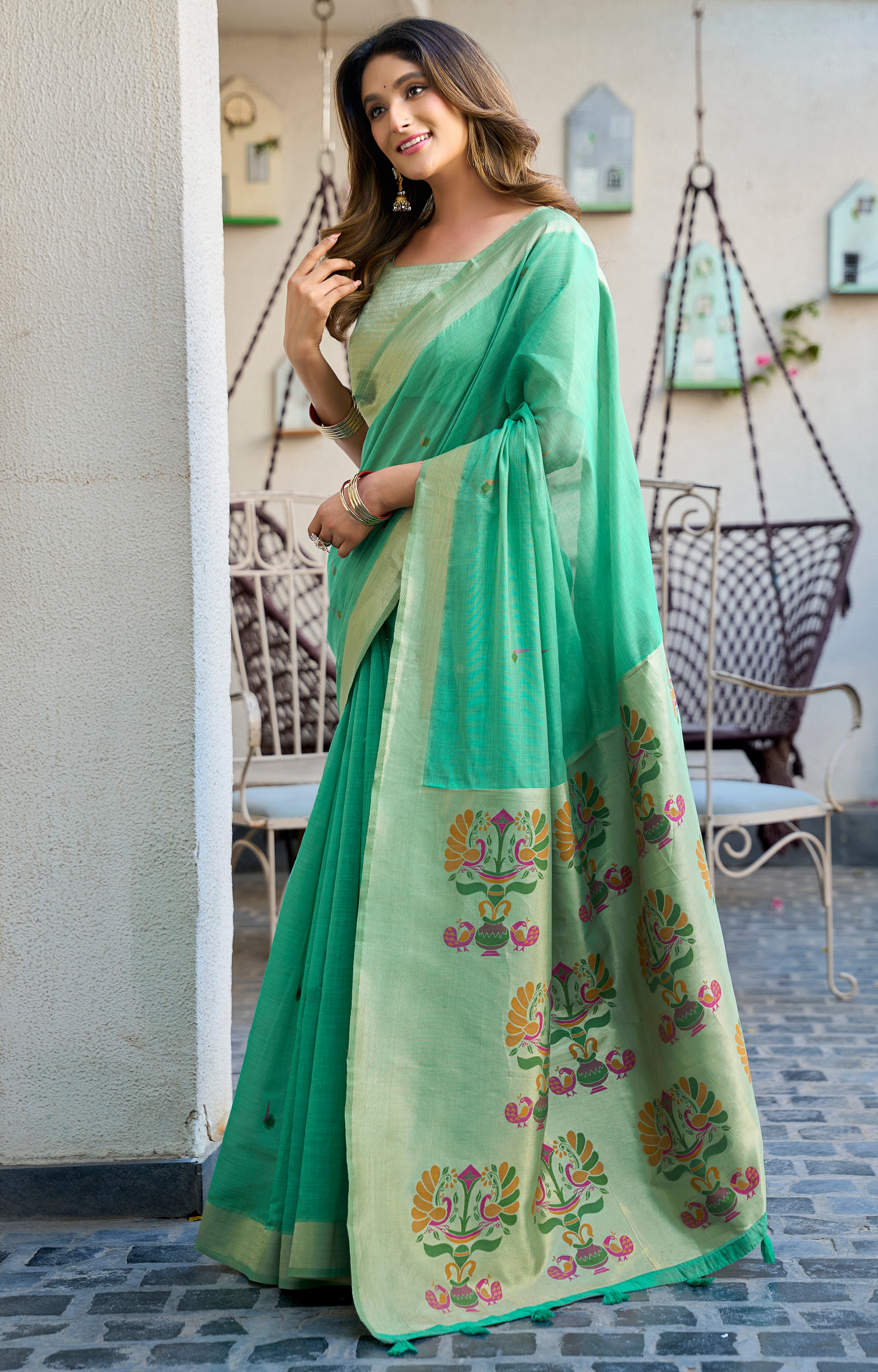 Sea Green Cotton Saree with Elegant Jacquard Woven Detailing