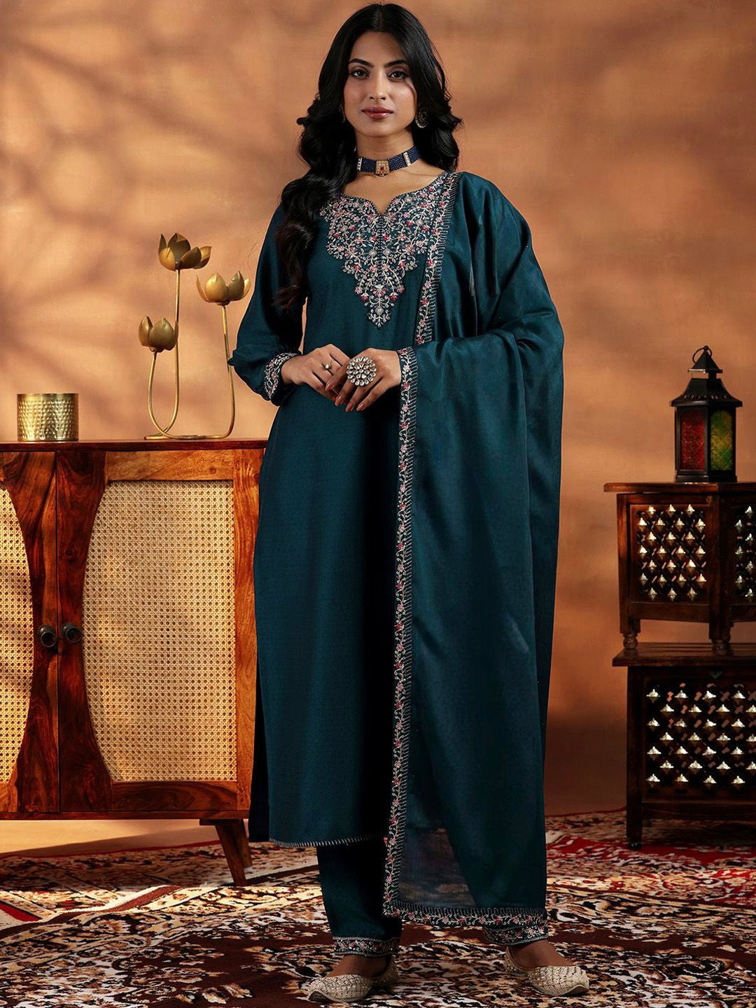 Teal Blue Vichitra Kurta Pant Set With Heavy Thread Embroidery Work
