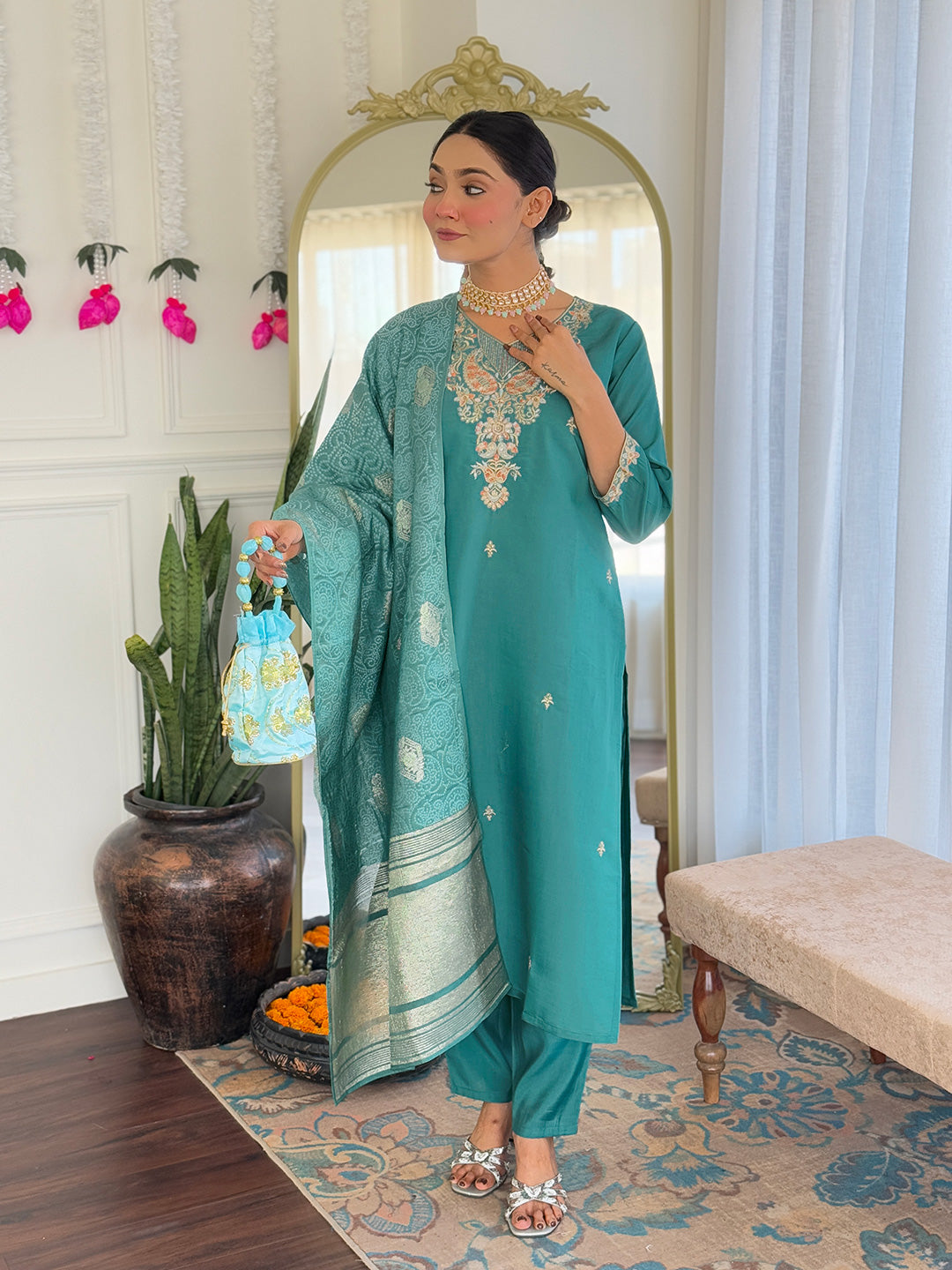 Teal Viscose Chanderi Kurta Pant Set With Embroidery Work