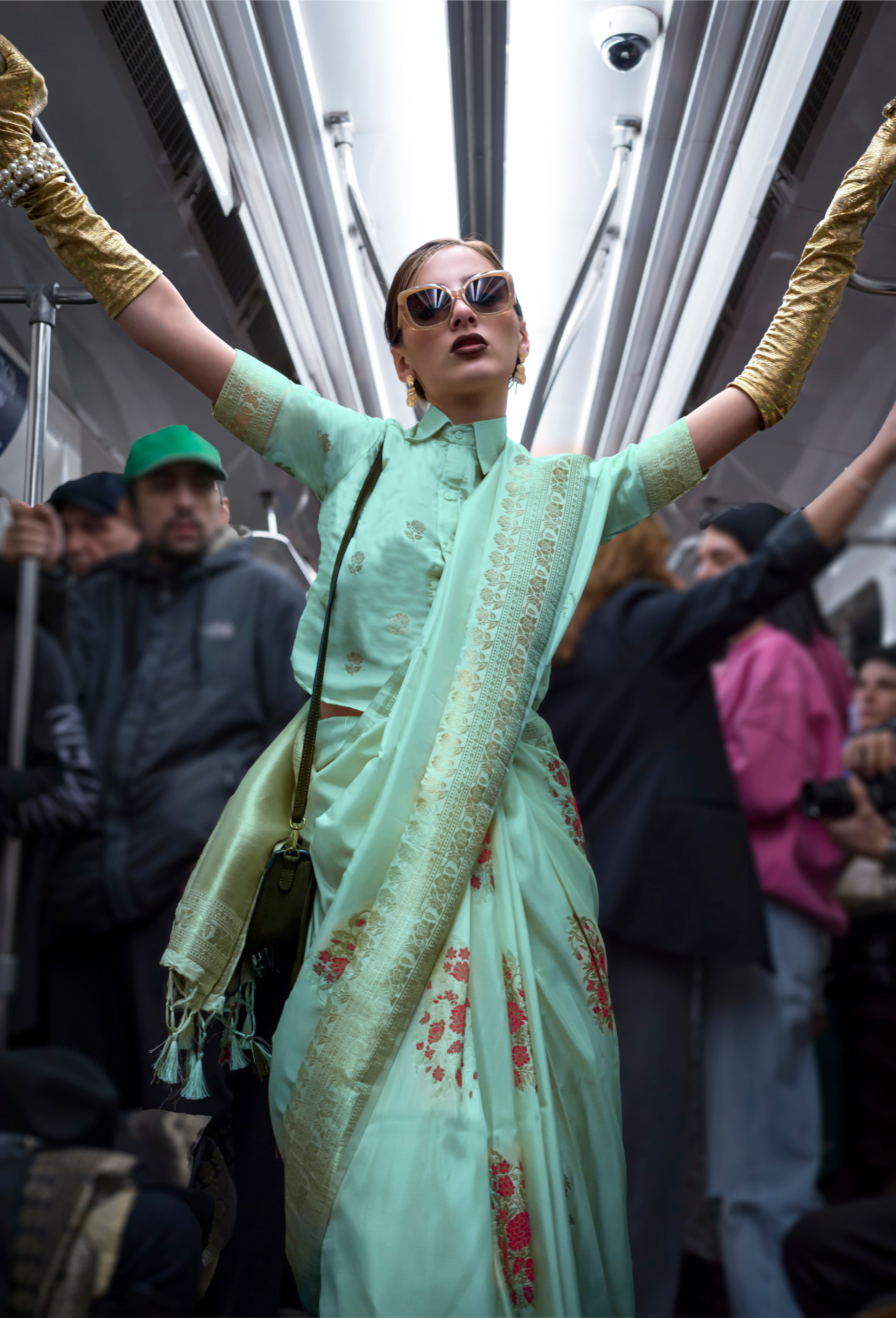 Turquoise Saree With Jacquared Woven Work