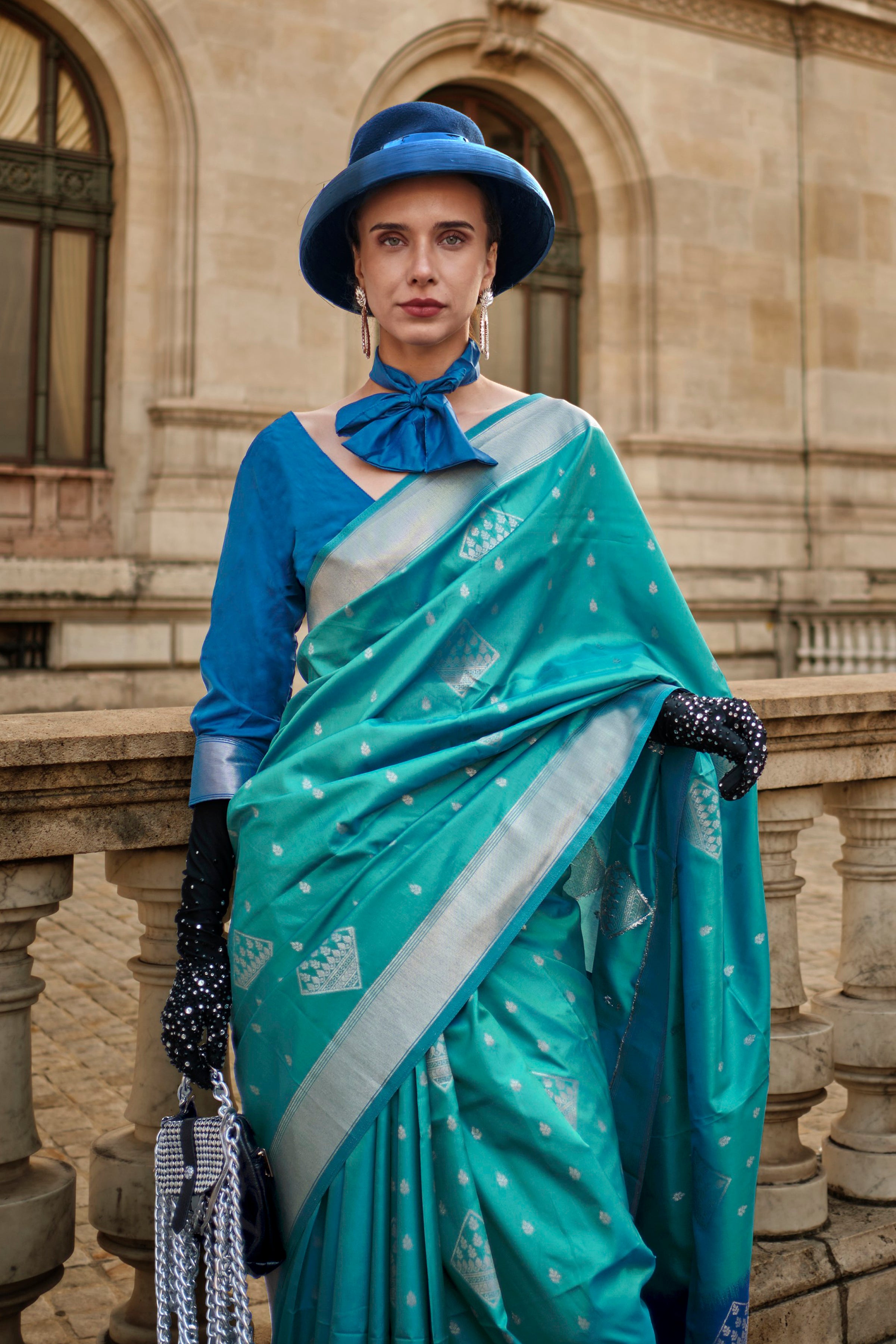 Turquoise Soft Silk Handloom Saree With Woven Work