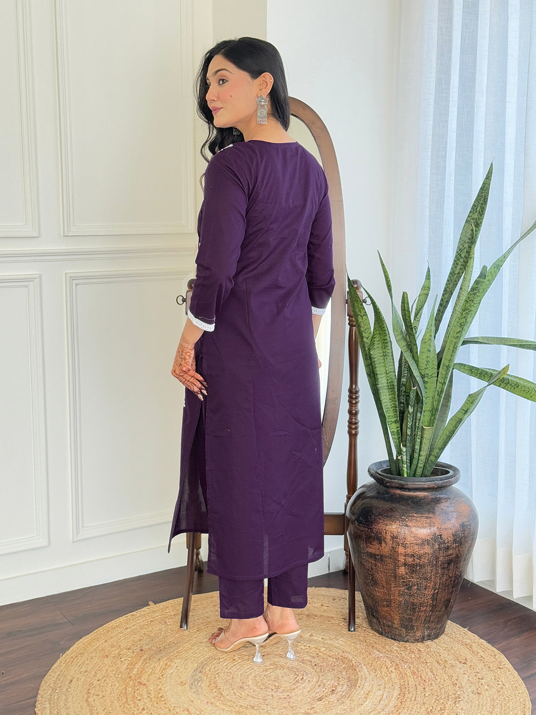 Violate Pure Cotton Elegant Kurta Pant Set With Chikankari Work