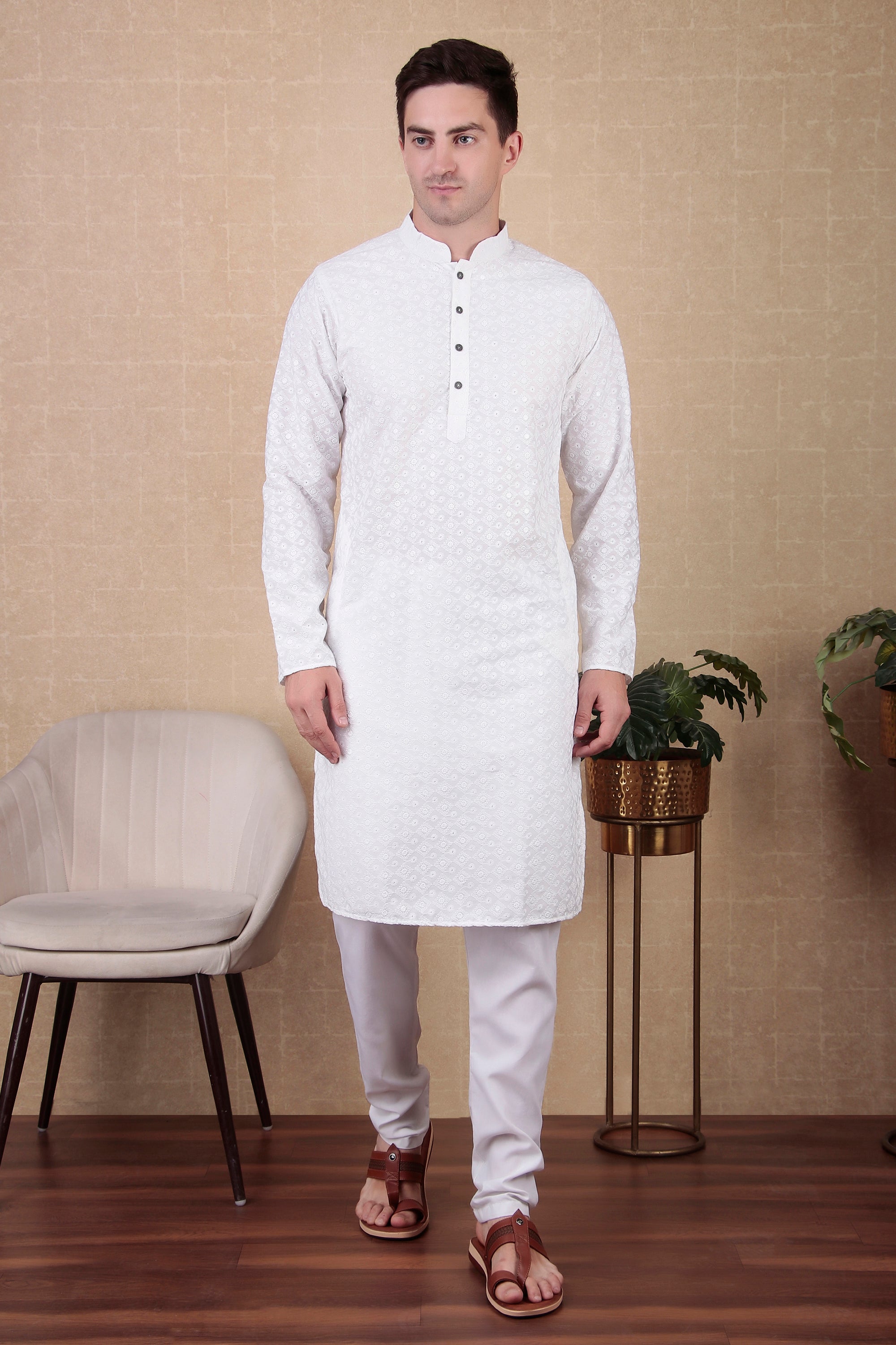 White Bollywood Style Kurta Payjama Set with Sequins – Perfect for Grand Celebrations
