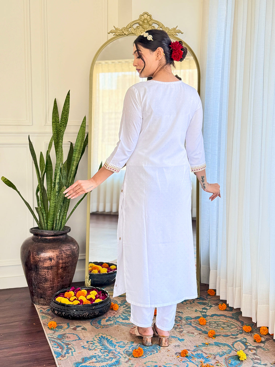 White Bsy Viscose Elegant Kurta Pant Set With Embroidery Work