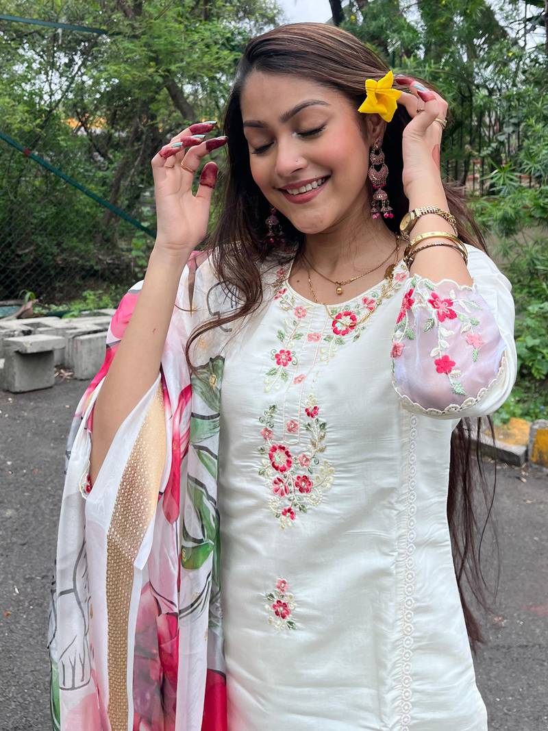 White Chanderi Kurta Pant Set With Heavy Thread Embroidered Work With Printed Dupatta