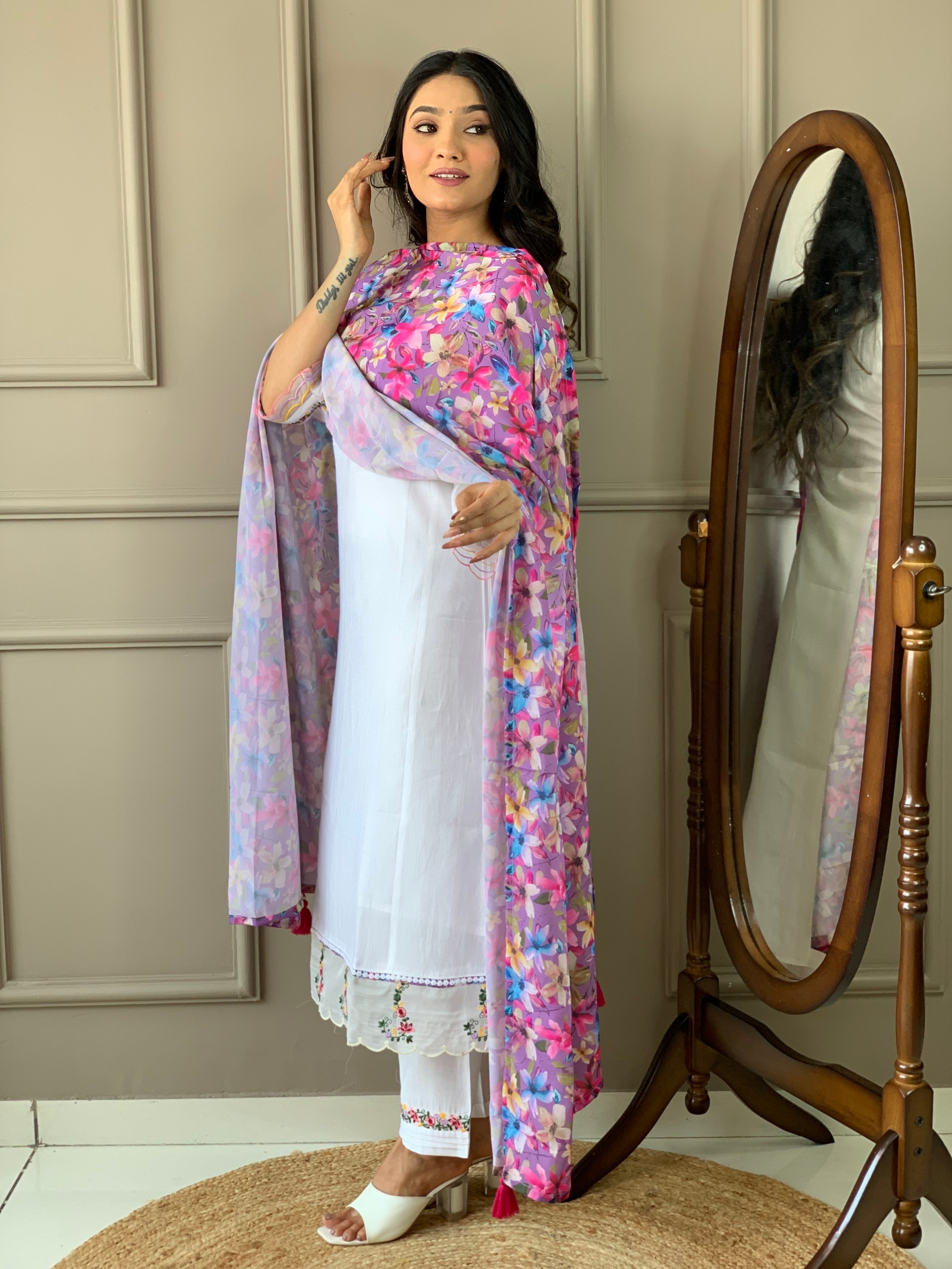 White Chanderi Silk Elegant Kurta Pant Set With Woven Work