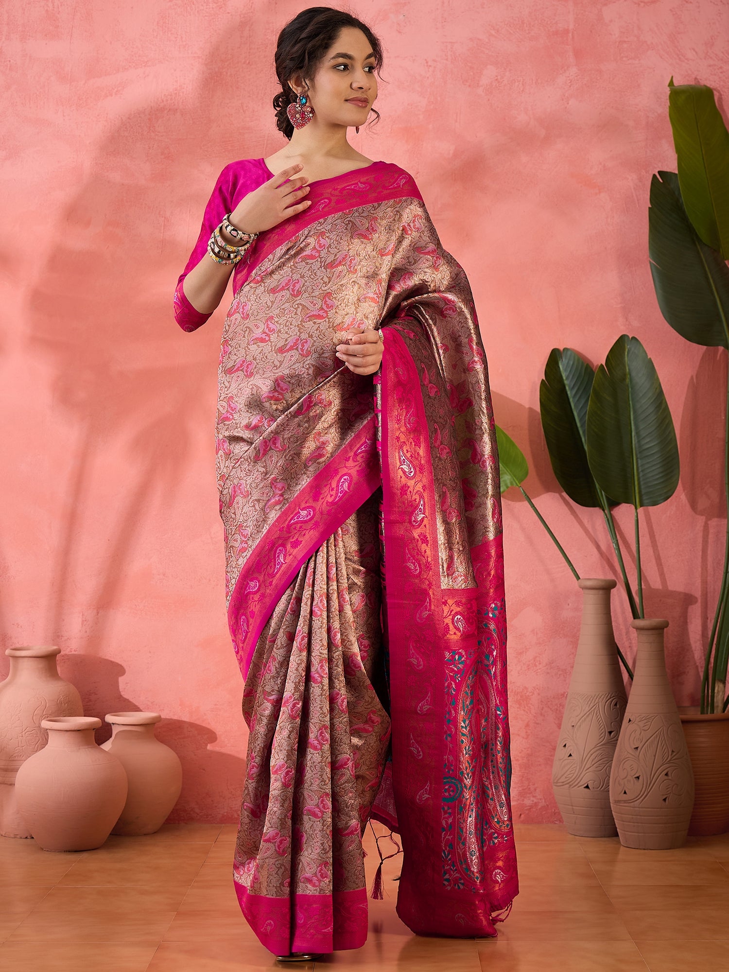 Woven Jacquard Designer Silk Blended Ethnic Partywear Ceremonial Pink Saree