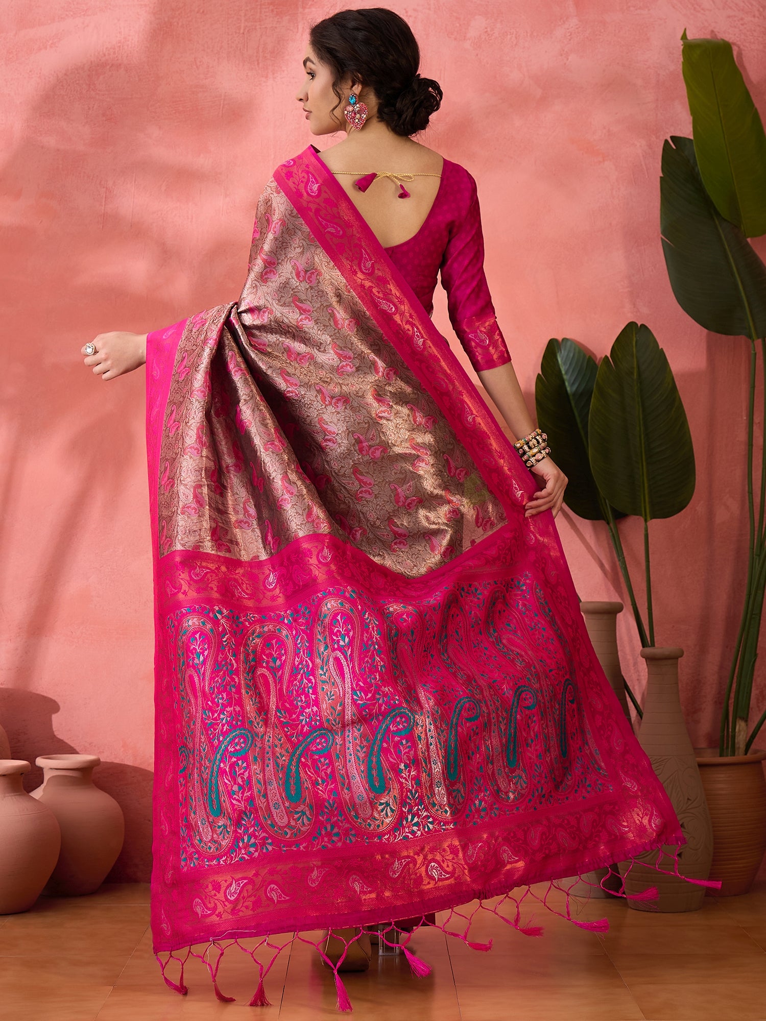Woven Jacquard Designer Silk Blended Ethnic Partywear Ceremonial Pink Saree