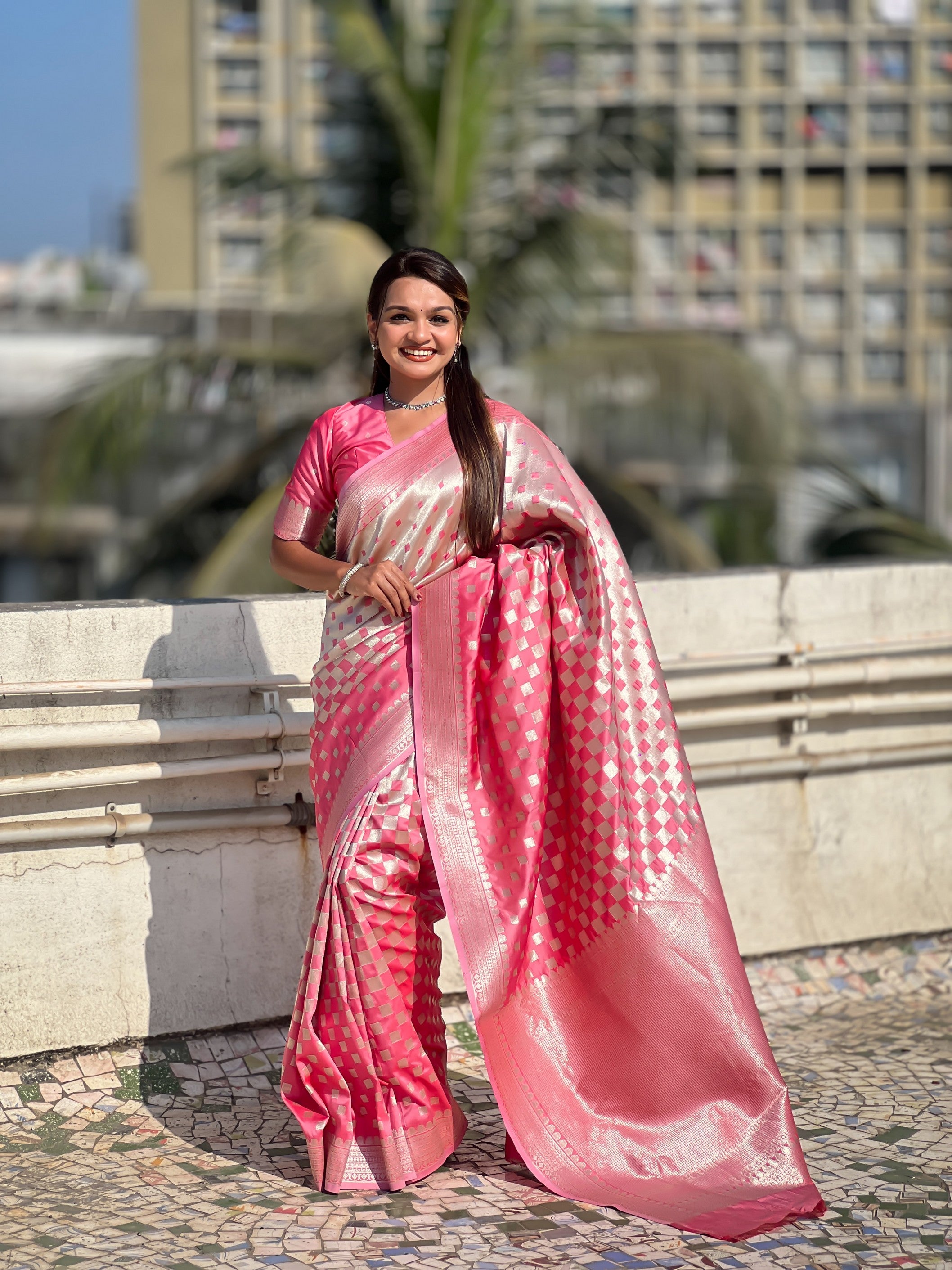 Woven Silver Jari Checks Designer Banarasi Silk Pink Beautiful Saree
