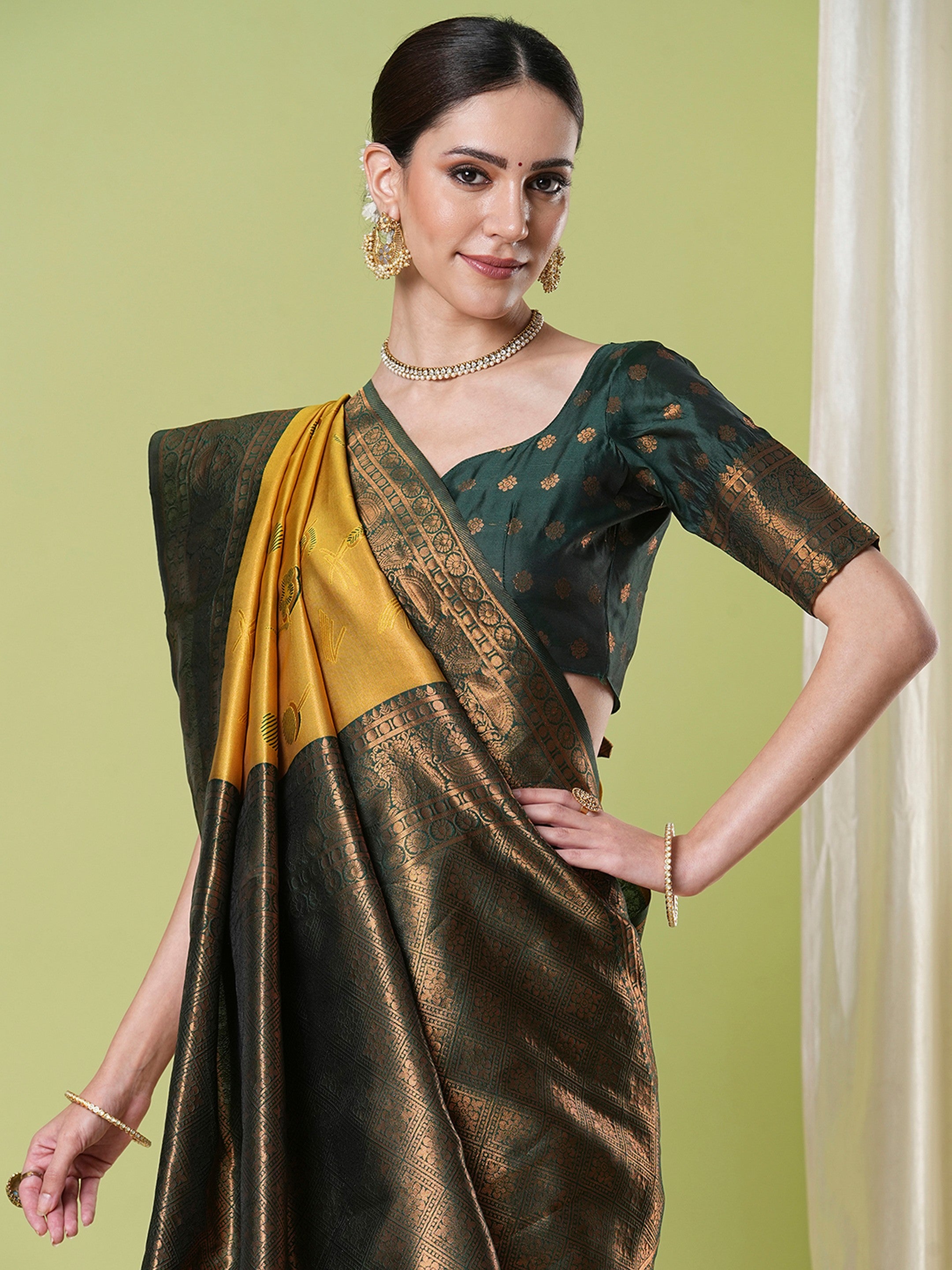 Yellow Banarasi Silk Saree With Beautiful Jacquard Designer Work