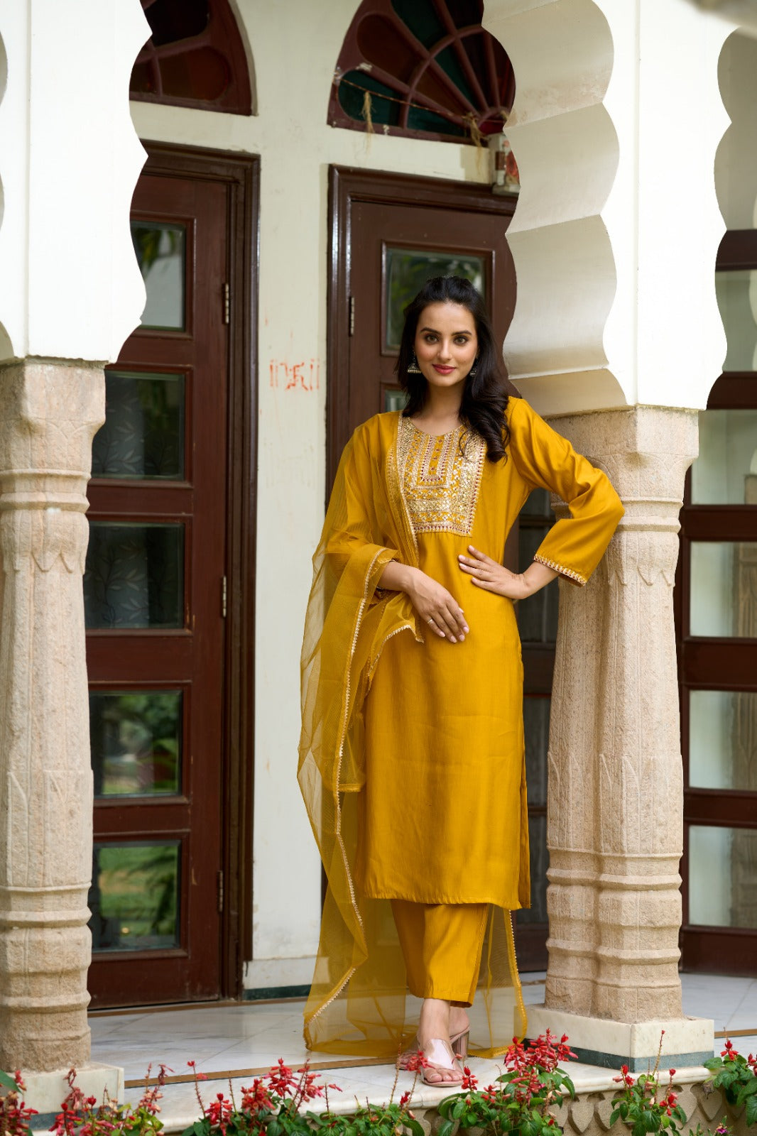 Yellow Chanderi Elegant Kurta Pant Set With Embroidery Work