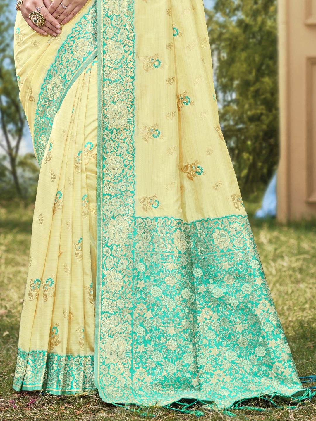 Yellow Color Classic Banarasi Silk Saree
