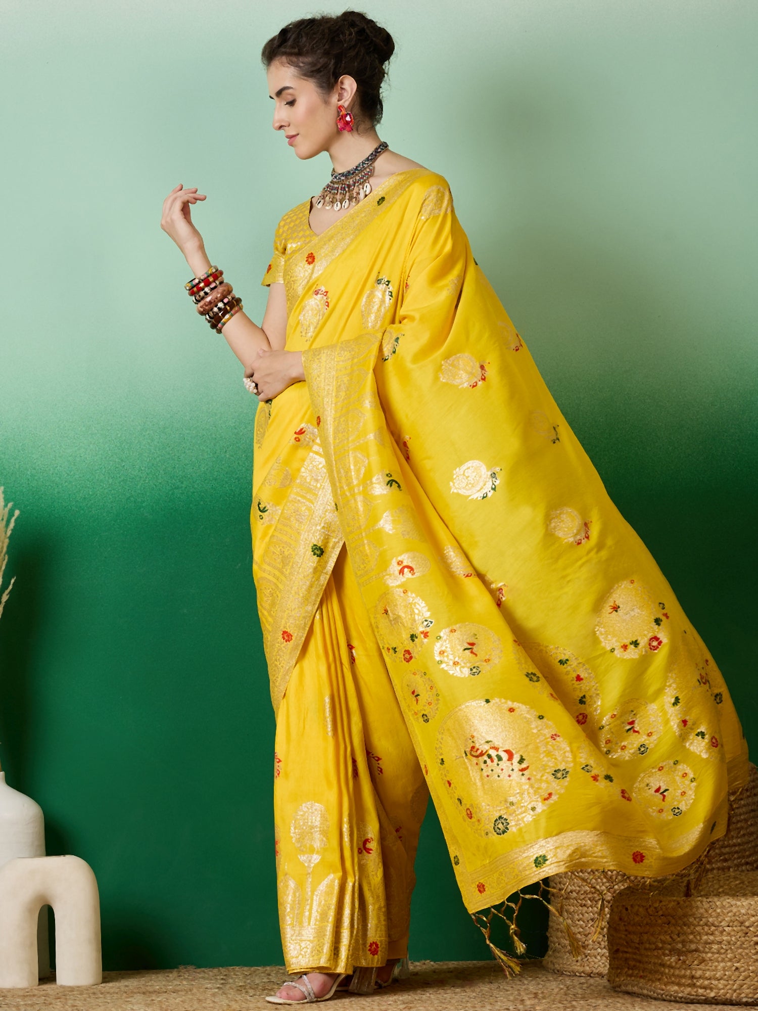 Yellow Dolla Cotton Woven Meenakari Designer Ethnic Festive Saree
