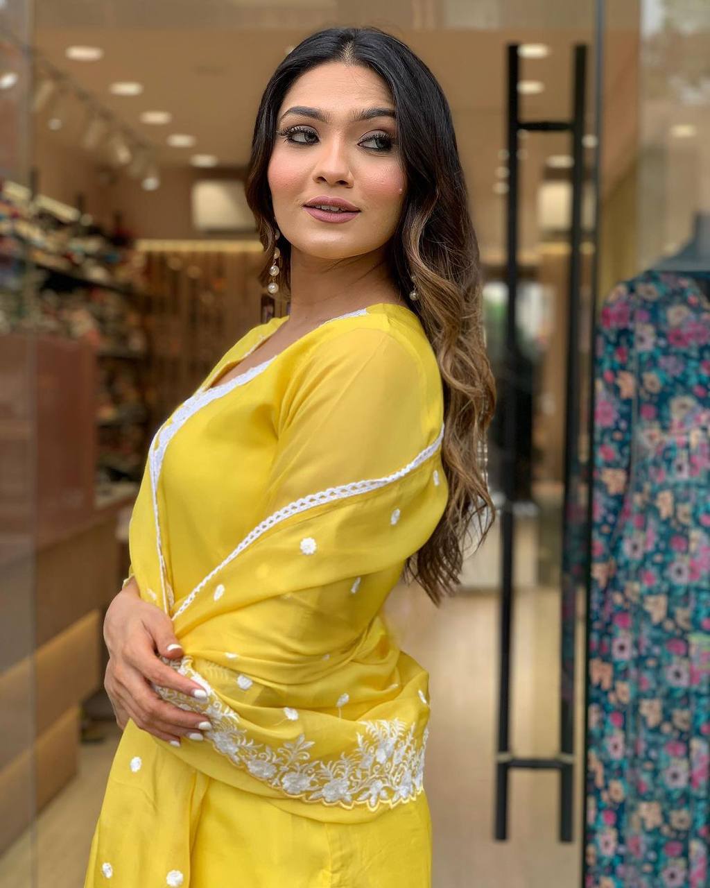 Yellow Georgette Kurta Pant With Embroidery Work