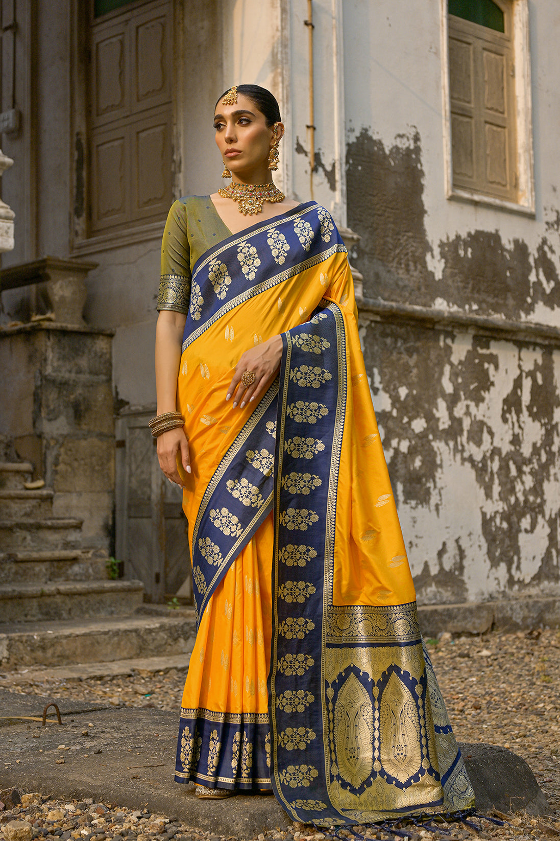 Yellow Kanchi Silk Saree with Leaf Design and Contrast Pallu
