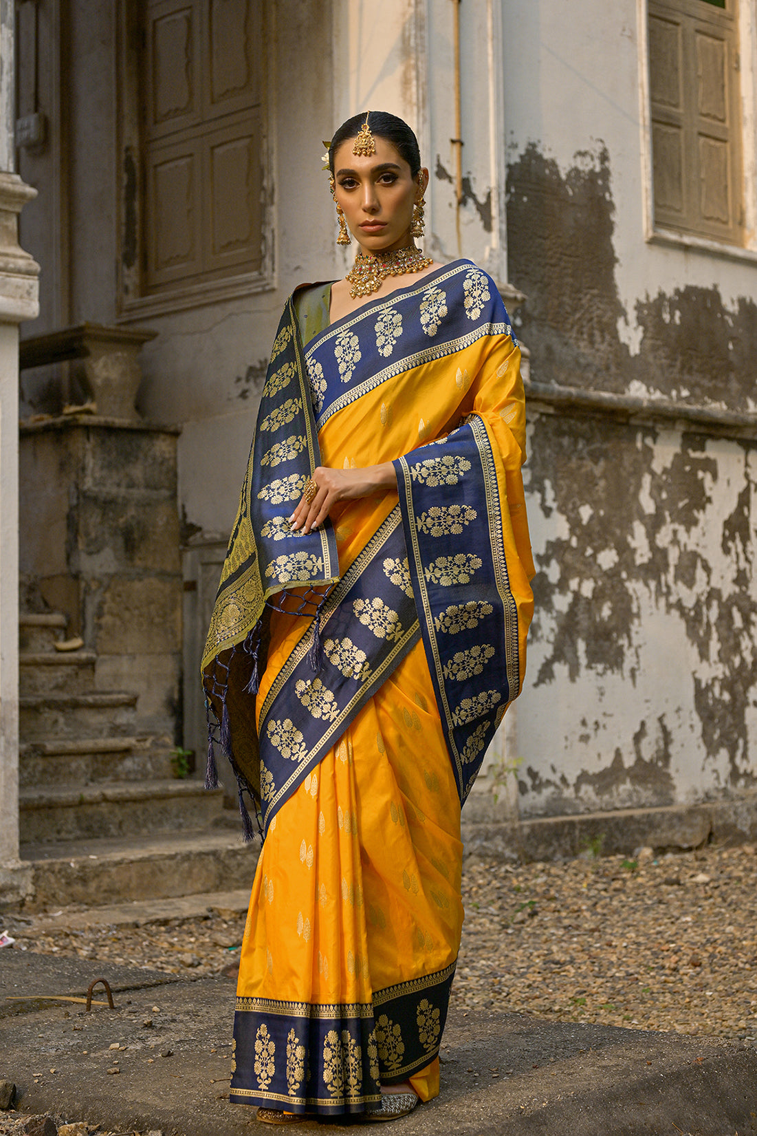 Yellow Kanchi Silk Saree with Leaf Design and Contrast Pallu