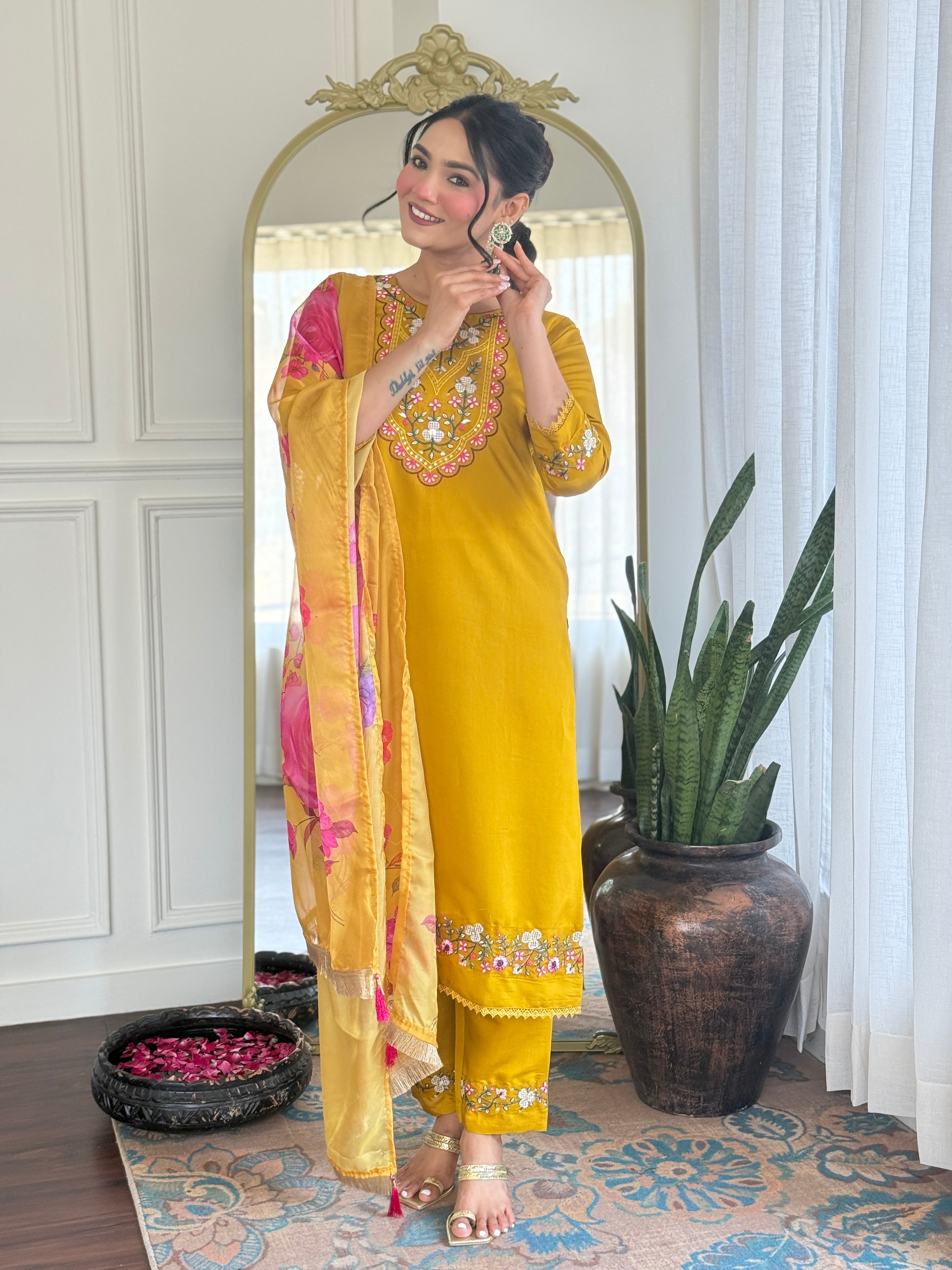 Yellow Kurta Pant Set With Heavy Thread Embroidery Work With Digital Printed Dupatta
