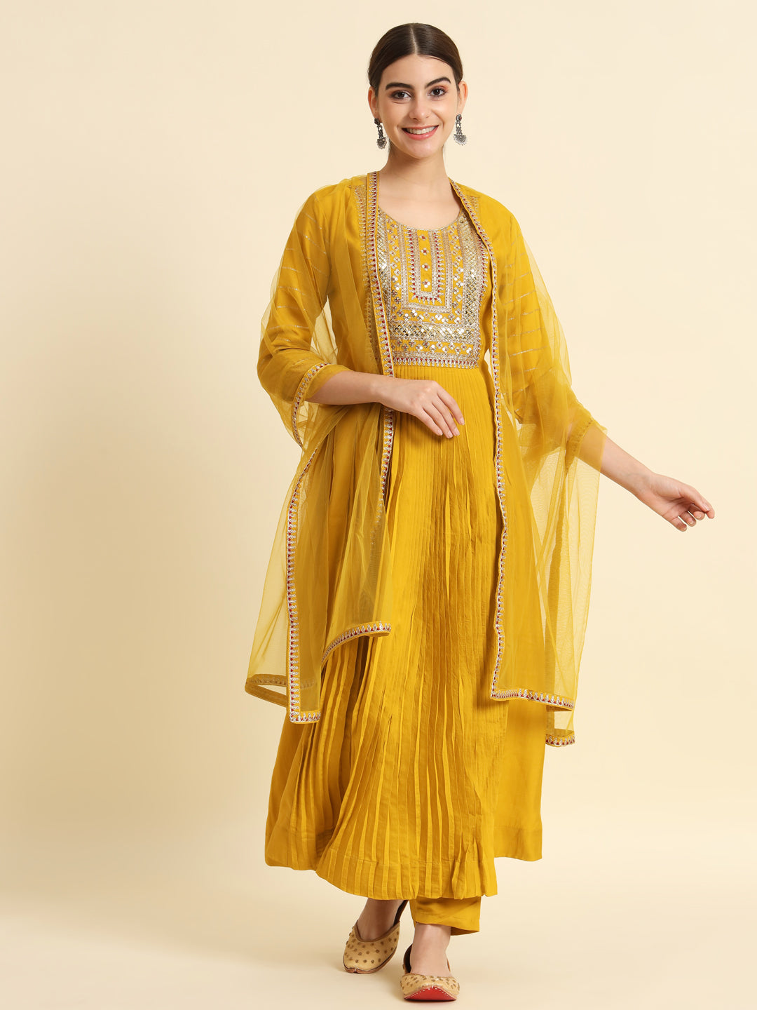 Yellow Pure Chanderi Silk Elegant Kurta Pant Set With Embroidery Work