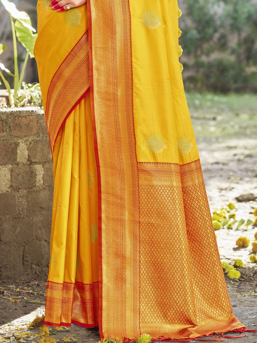 Yellow Silk Saree With Woven Work