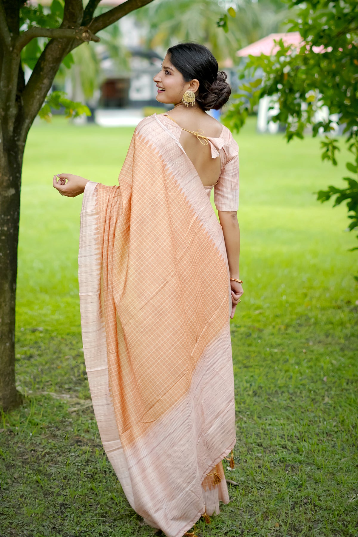 Yellow Tussar Silk Saree with Checks and Contrast Pallu